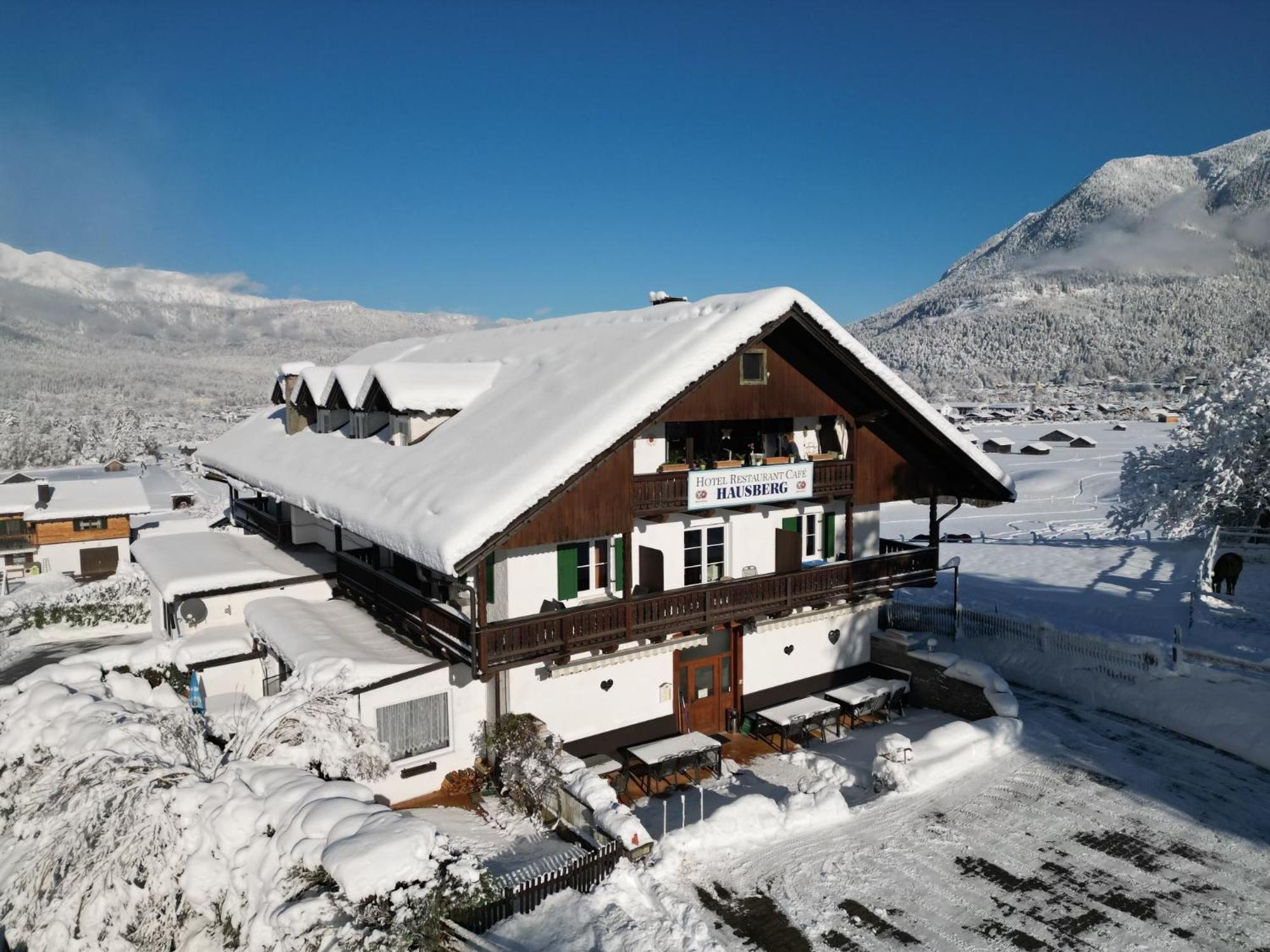 Hotel Restaurant Hausberg جارمش بارتنكيرشن المظهر الخارجي الصورة
